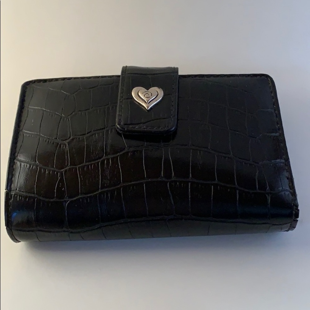 Multi compartment wallet